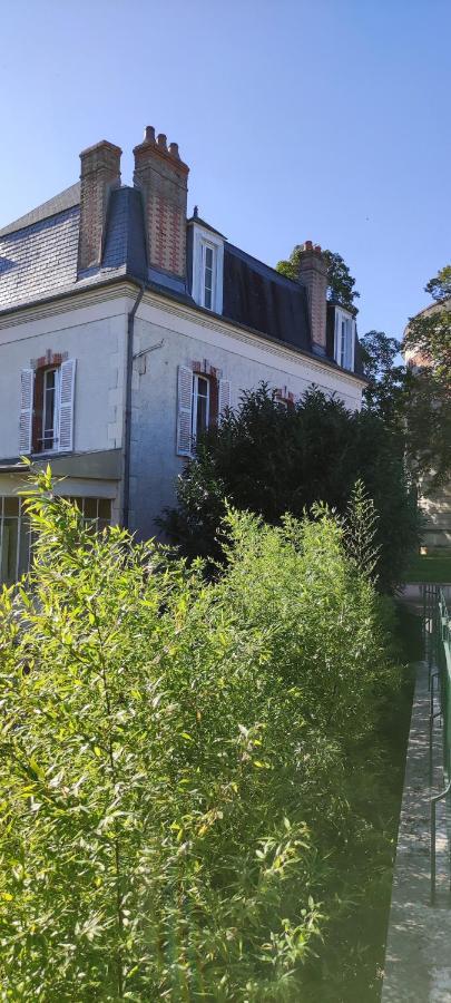 Au N°1 Bed and Breakfast Μπουρζ Εξωτερικό φωτογραφία